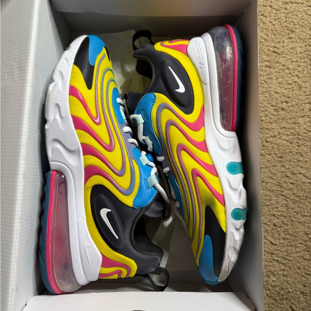 AM 270 REACT ENG "Watermelon"